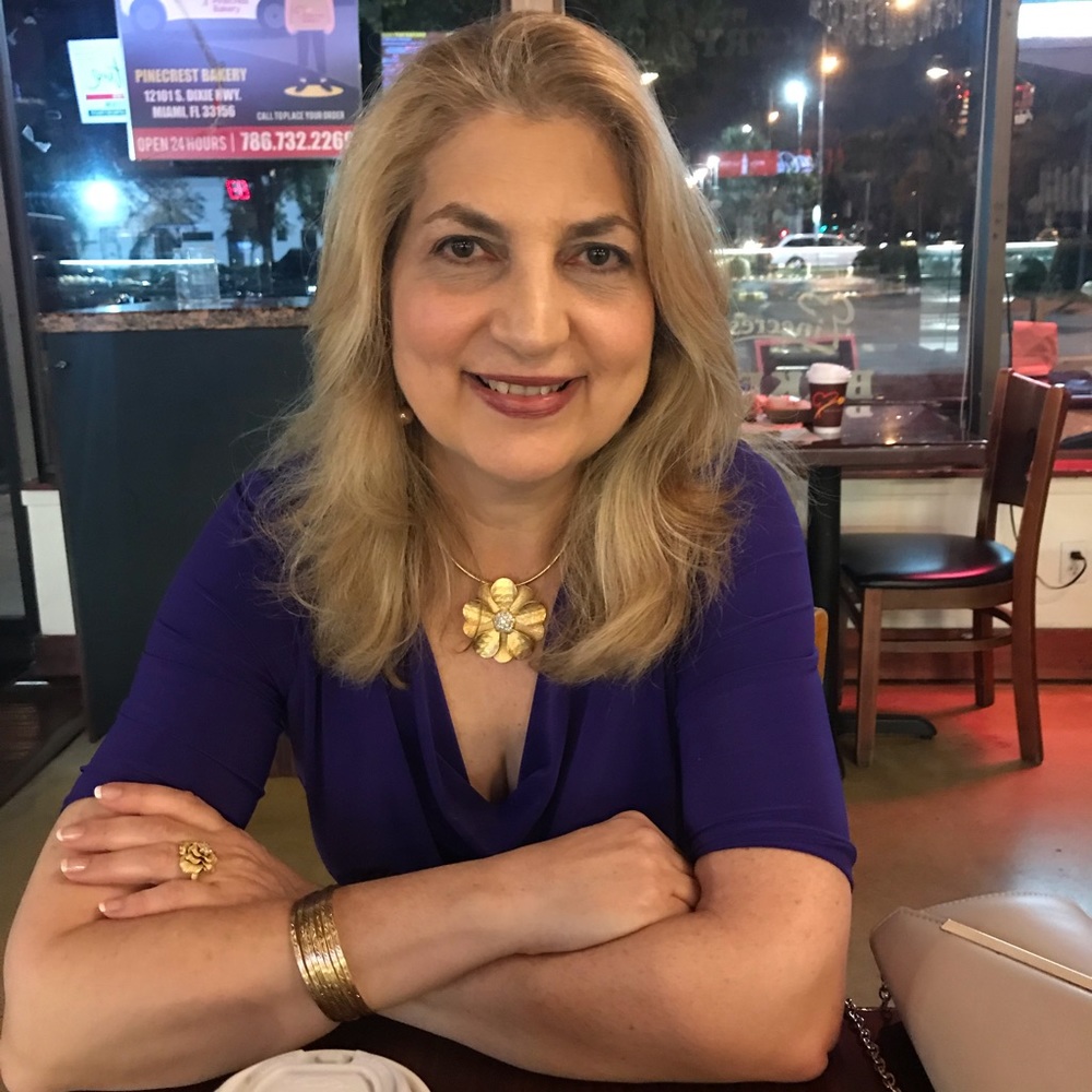 Meet your Posher, Adriana